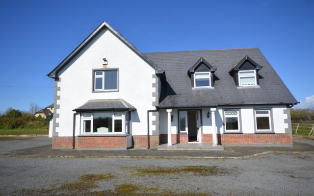 ‘Four-bedroom north Wexford home with private stables to go under the hammer’. Gorey Guardian. 03/05/23.