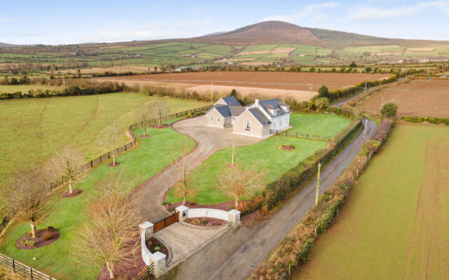 ‘North Wexford property with games room, jacuzzi, and granite entrance comes to market for €425,000’. Enniscorthy Guardian. 04/03/24.