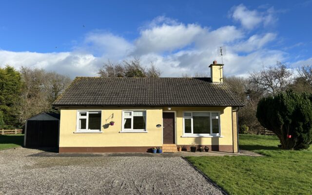 ‘See inside Co Wexford coastal bungalow which is on the market for €280,000’. Gorey Guardian. 12/03/24.